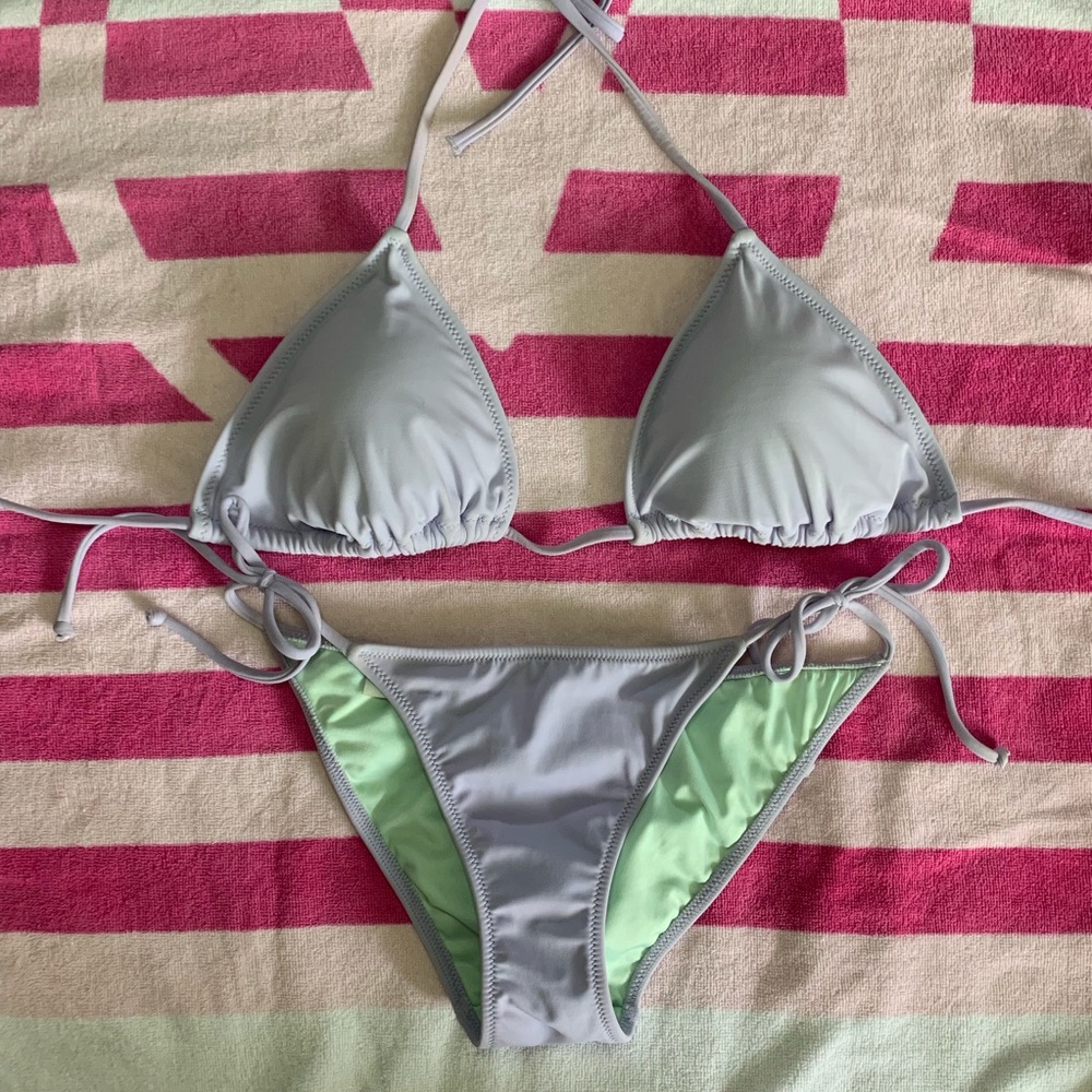 Victoria’s secret tie side bikini lilac